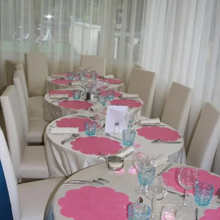 Hotell Turquoise 3*
