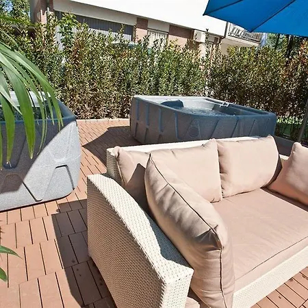 Turquoise Hotell 3*